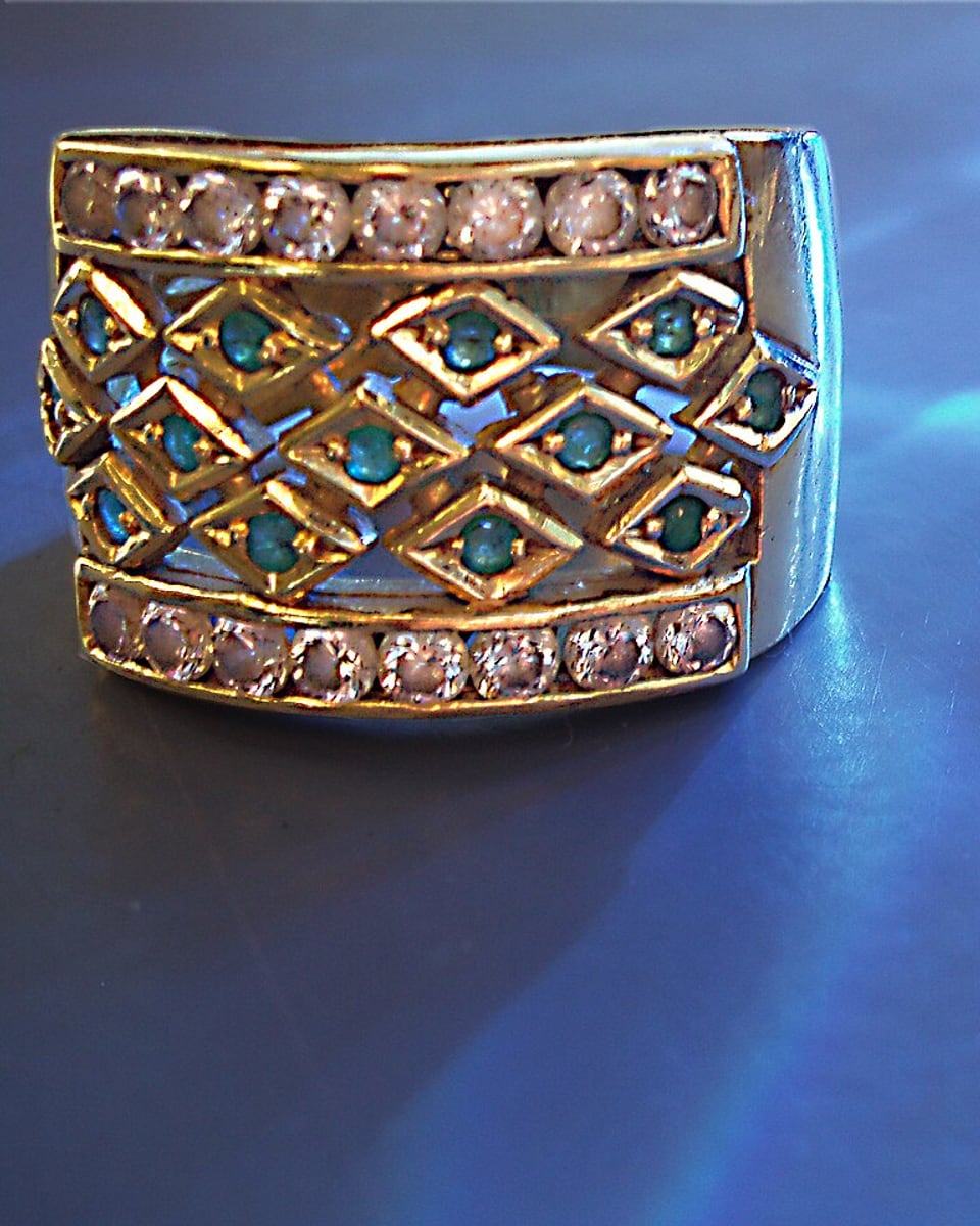 Anillo Tejido Turquesas · Oro 18k y turquesas